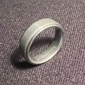 Men’s ring